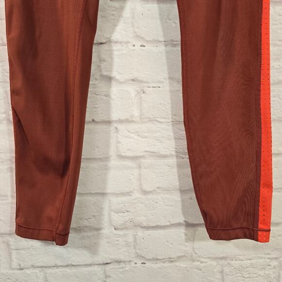 M Athleta Ultimate Stash Pocket Colorblock 7/8 Tight Leggings Sz S Russet Brown - Picture 3 of 9